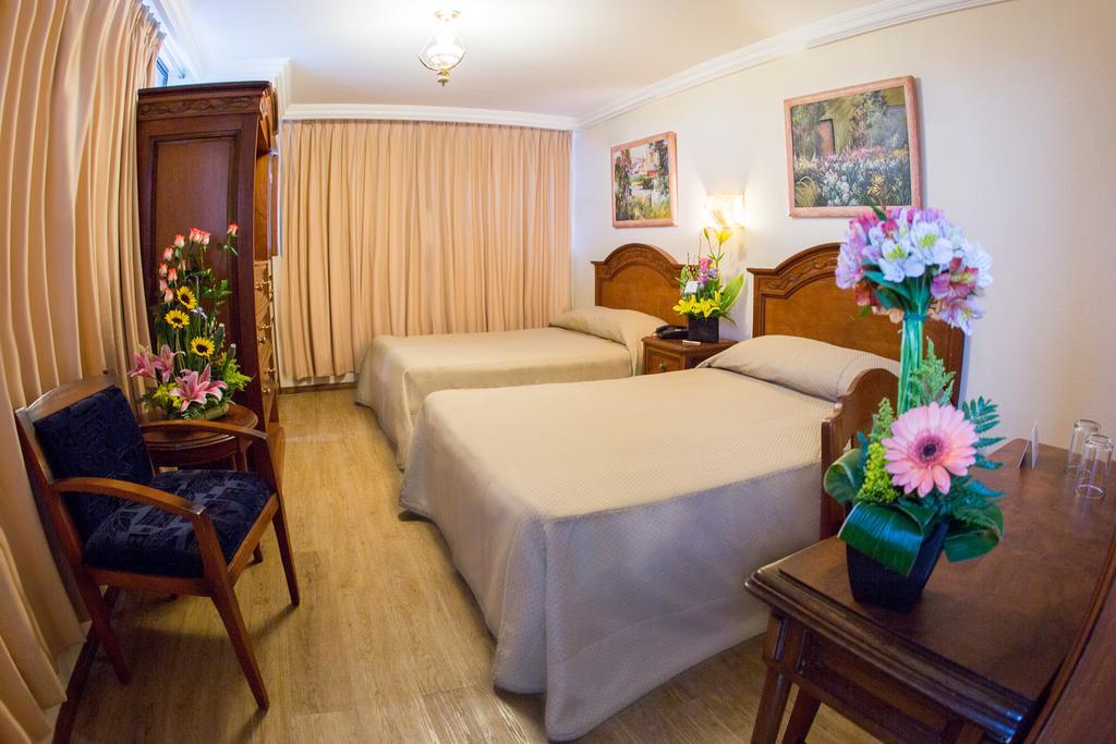 Hotel Excalibur Kota Meksiko Bagian luar foto